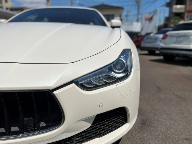 Maserati GHIBLI 2015-11 24143-5