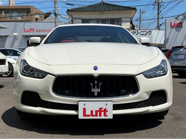 Maserati GHIBLI 2015-11 24143-3