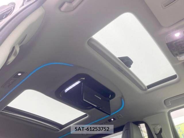 Toyota VELLFIRE 2018-10 369836-2