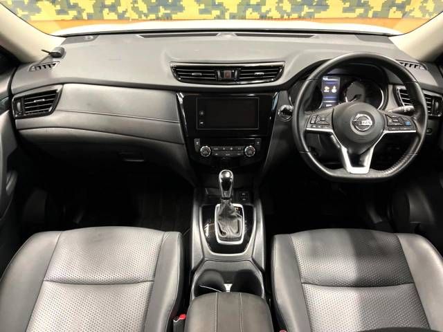 Nissan X-TRAIL 2021-10 190623-1