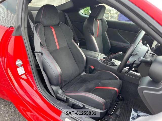 Subaru BRZ 2021-10 342927-8