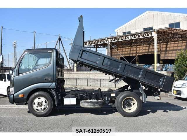 Hino DUTRO 2016-12 203741-15