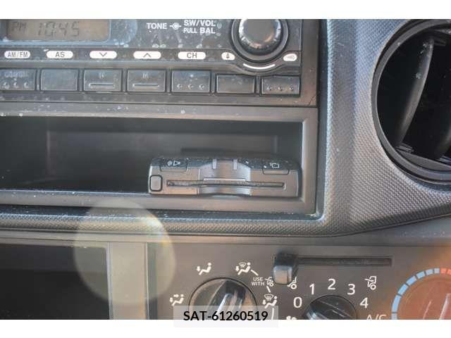 Hino DUTRO 2016-12 203741-13