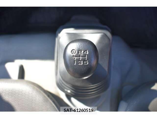 Hino DUTRO 2016-12 203741-8