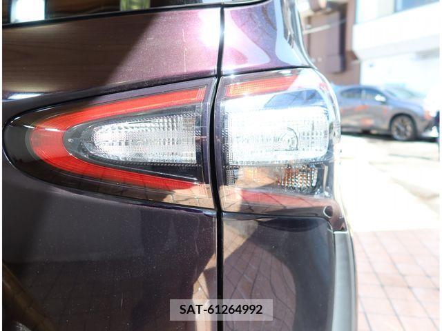 Toyota SIENTA 2018-05 298343-29