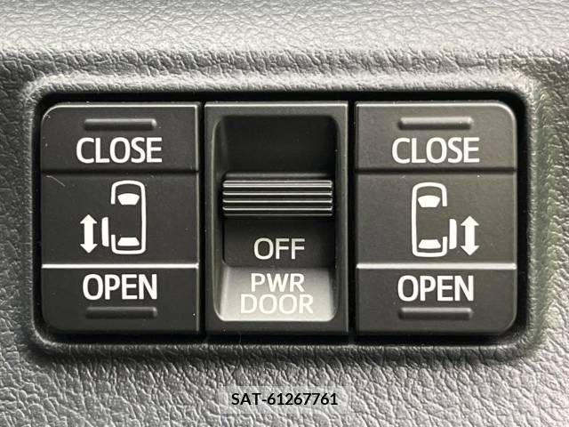 Toyota SIENTA 2017-06 298368-3