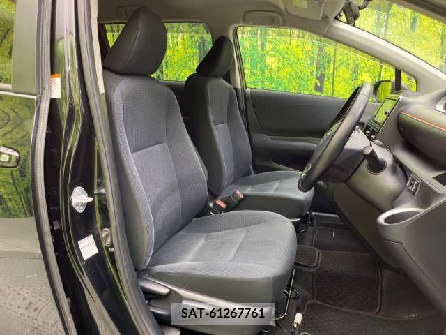 Toyota SIENTA 2017-06 298368-7