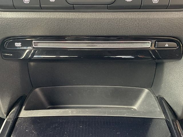 Mazda CX-30 2021-05 23514-12