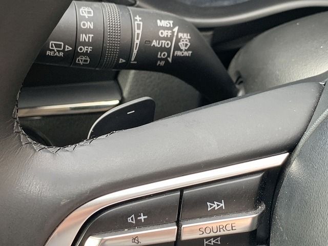 Mazda CX-30 2021-05 23514-14