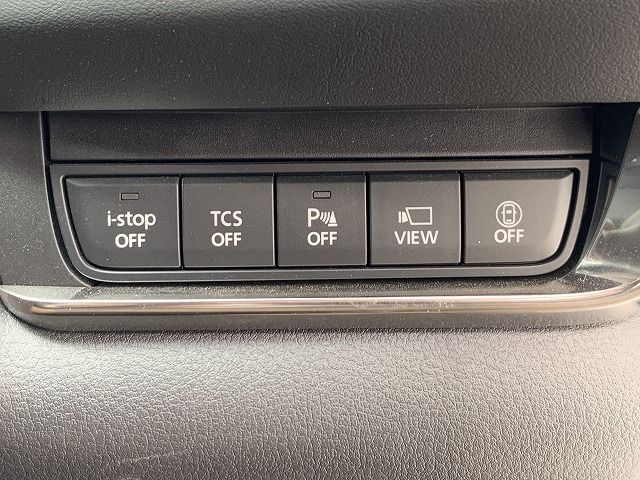 Mazda CX-30 2021-05 23514-17