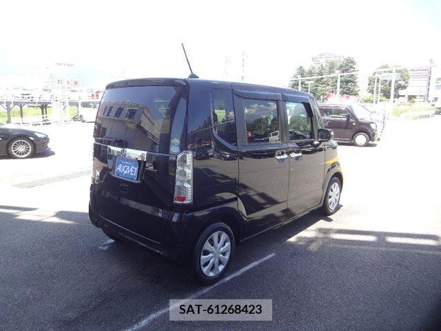 Honda N BOX 2017-06 364479-1