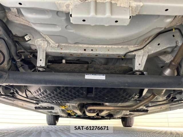 Toyota TANK 2019-06 311106-19
