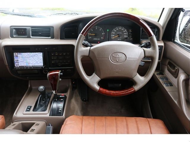 Toyota LAND CRUISER 1996-01 5043-11