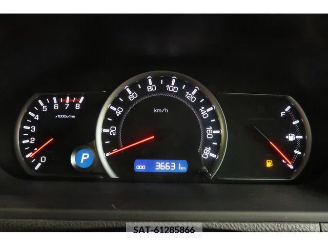 Toyota NOAH 2014-08 241775-9