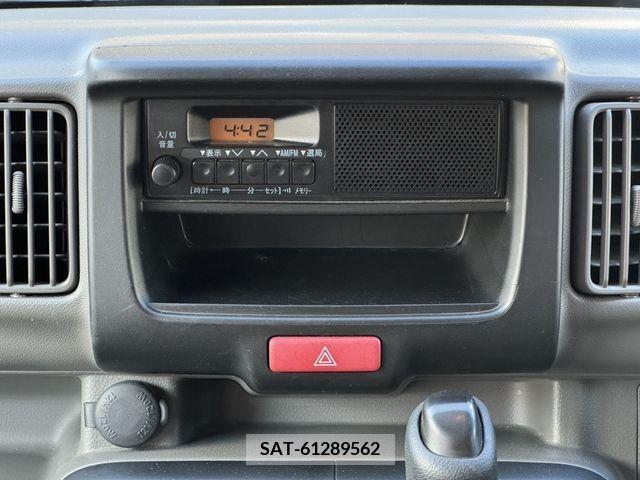 Suzuki EVERY 2017-05 297420-19