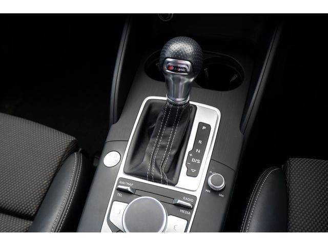 Audi A3 2017-08 9070-15