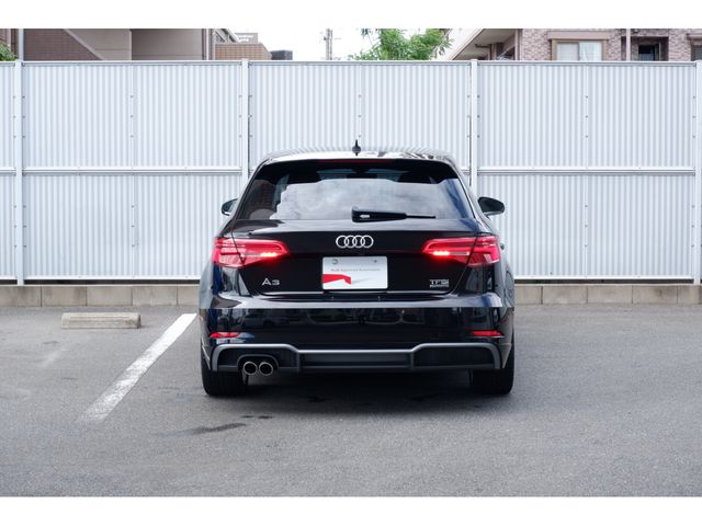 Audi A3 2017-08 9070-3