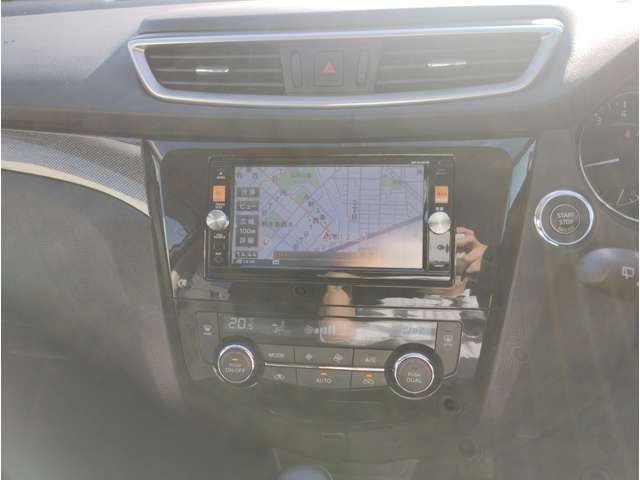 Nissan X-TRAIL 2014-09 12907-6