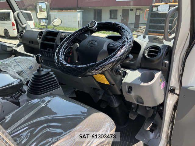 Hino DUTRO 2020-02 332989-1
