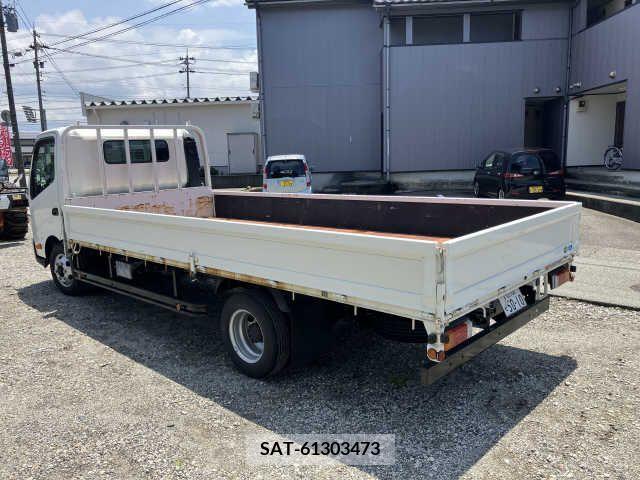 Hino DUTRO 2020-02 332989-2