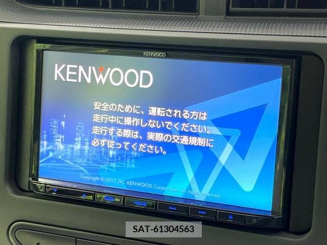 Toyota AQUA 2018-02 260199-2