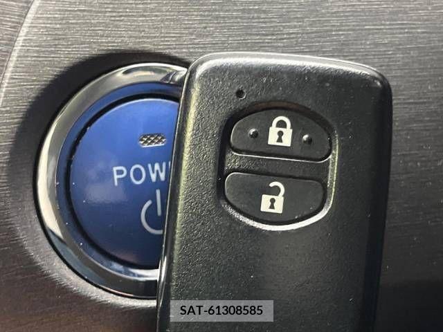 Toyota PRIUS 2013-07 281955-5