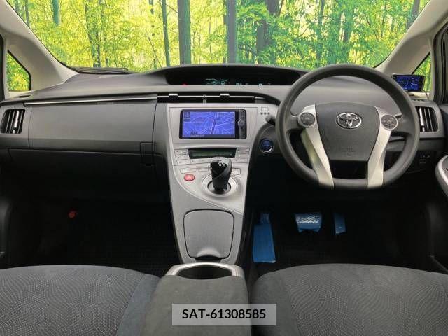 Toyota PRIUS 2013-07 281955-1