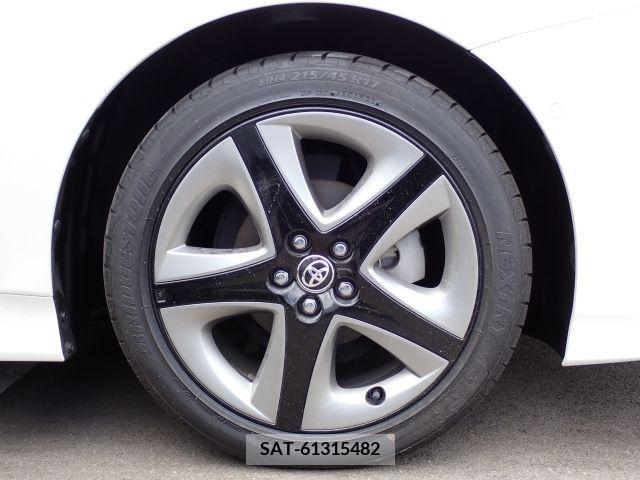 Toyota PRIUS 2019-06 366517-17