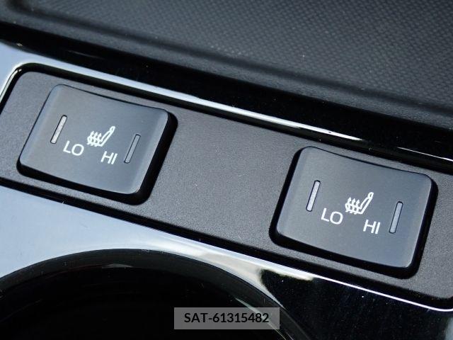 Toyota PRIUS 2019-06 366517-10