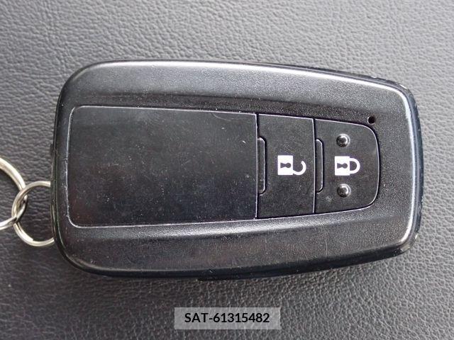 Toyota PRIUS 2019-06 366517-26