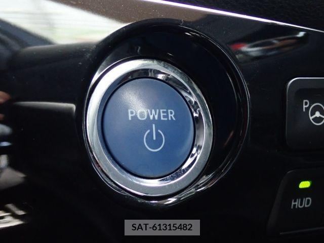 Toyota PRIUS 2019-06 366517-25