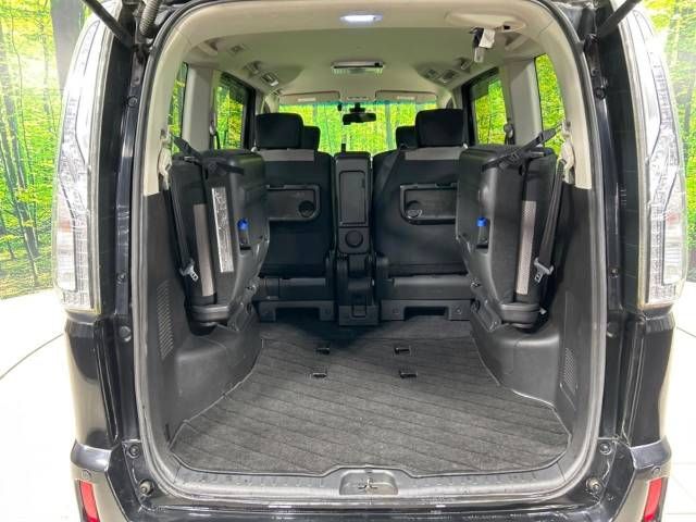 Nissan SERENA 2014-10 10037-11