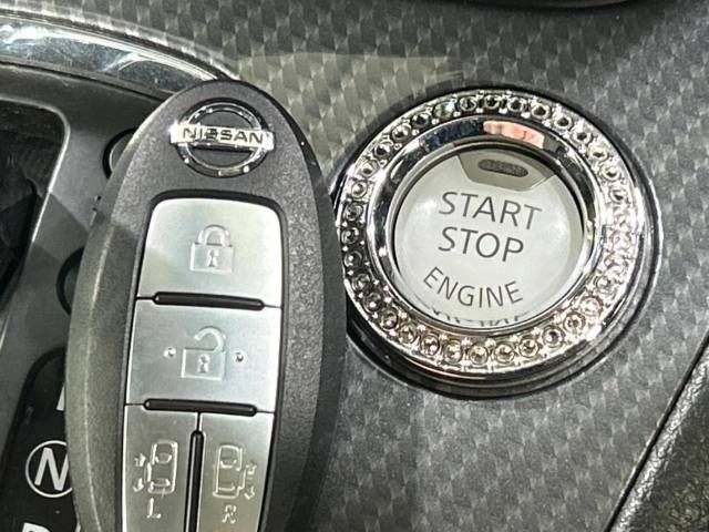 Nissan SERENA 2014-10 10037-7