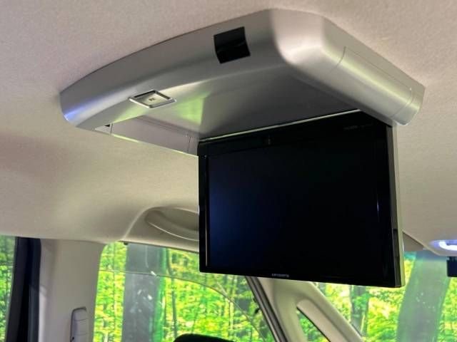 Nissan SERENA 2014-10 10037-2