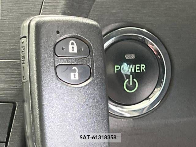 Toyota PRIUS 2011-07 343197-5
