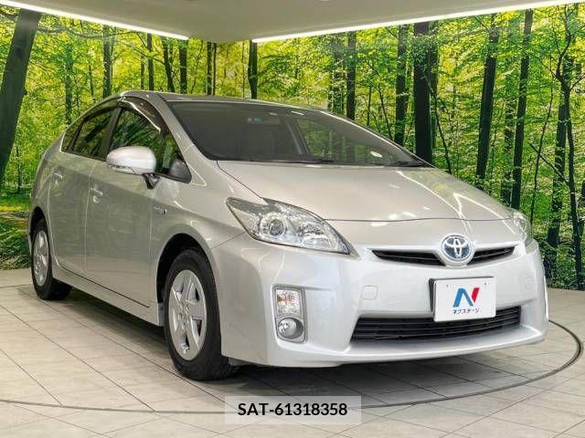 Toyota PRIUS 2011-07 343197-16