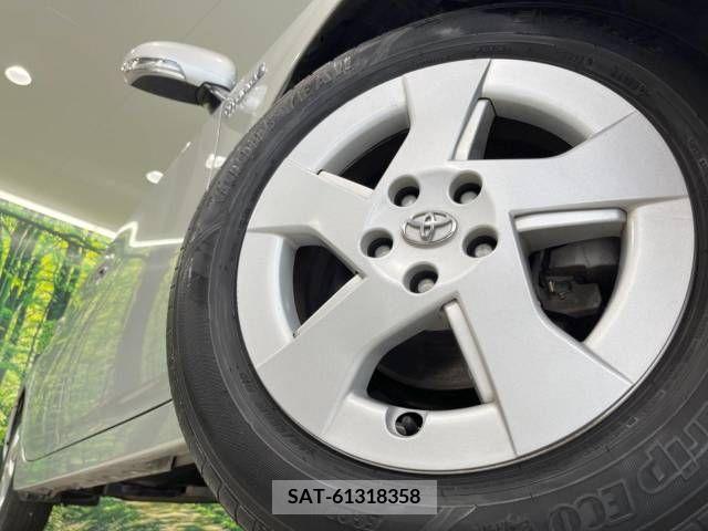 Toyota PRIUS 2011-07 343197-13