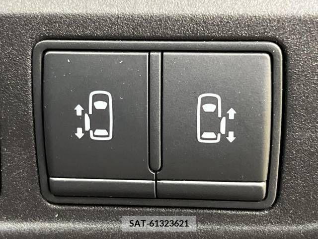 Nissan SERENA 2019-03 284180-6