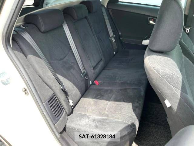 Toyota PRIUS 2015-07 282335-10