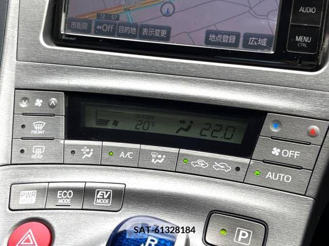Toyota PRIUS 2015-07 282335-6