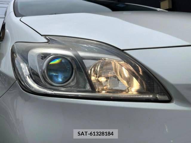Toyota PRIUS 2015-07 282335-17