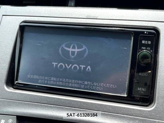 Toyota PRIUS 2015-07 282335-2
