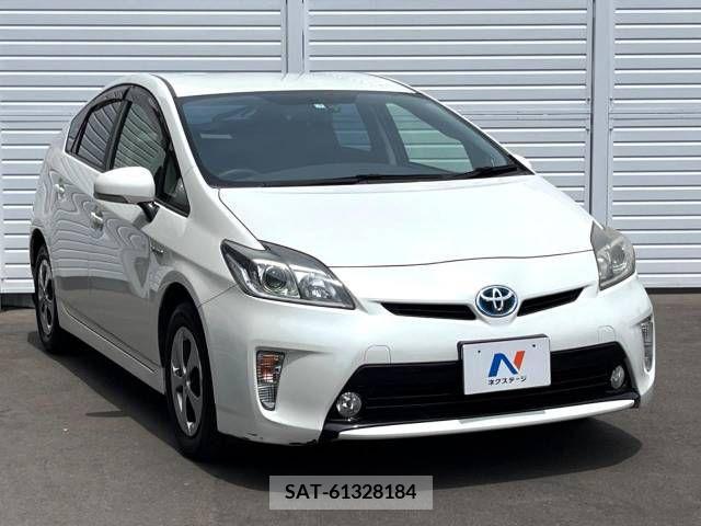 Toyota PRIUS 2015-07 282335-15
