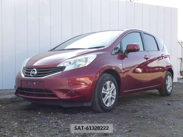 Nissan NOTE 2014-11 252523-4