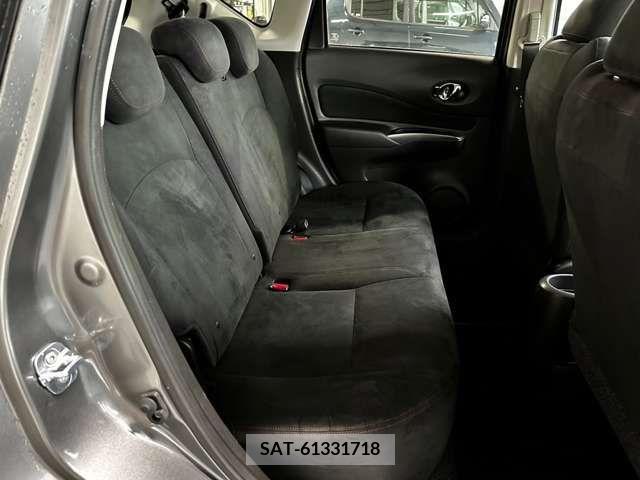Nissan NOTE 2015-11 302458-8