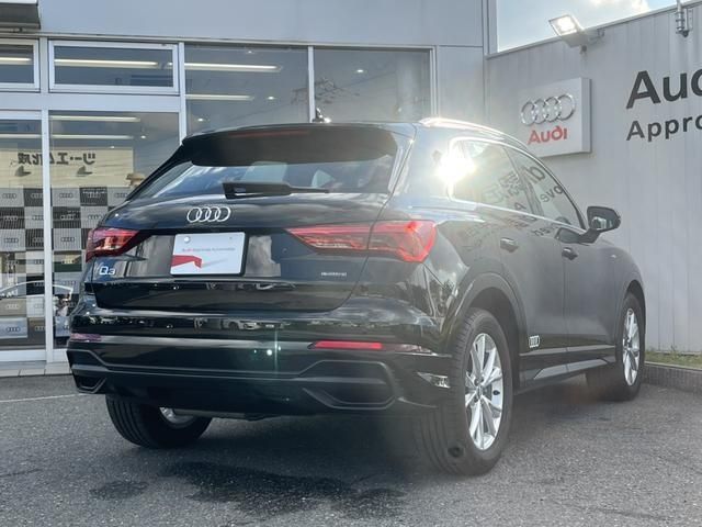 Audi Q3 2021-04 20006-1