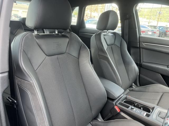 Audi Q3 2021-04 20006-14