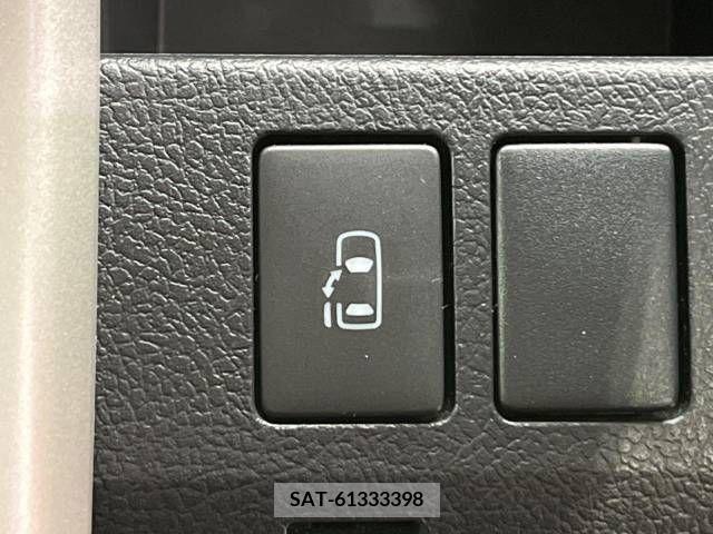 Toyota NOAH 2011-09 342453-2