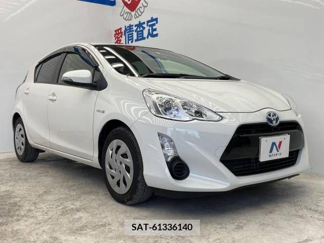 Toyota AQUA 2016-05 356337-17