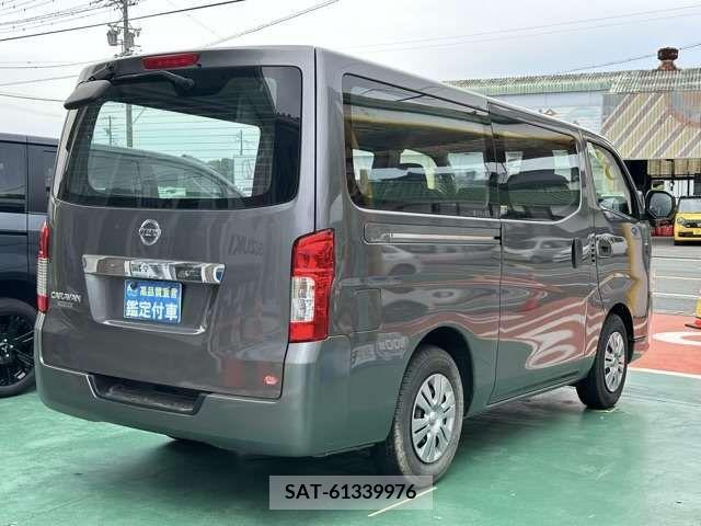 Nissan NV350 Caravan 2021-07 331389-7